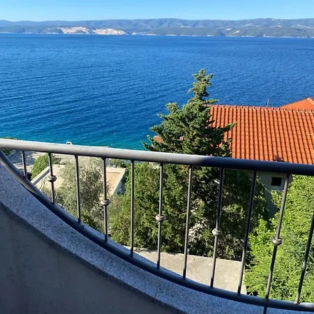 Saraf Villa Omis
